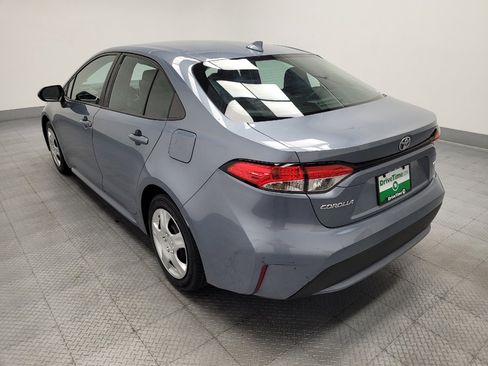 Used 2020 Toyota Corolla LE FWD image 5