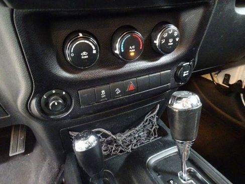 Used 2016 Jeep Wrangler Unlimited Sport w/ Quick Order Package 24S AWD/4WD image 22