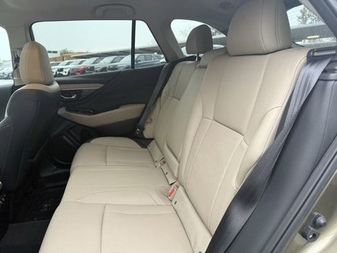 Used 2022 Subaru Outback Limited image 11