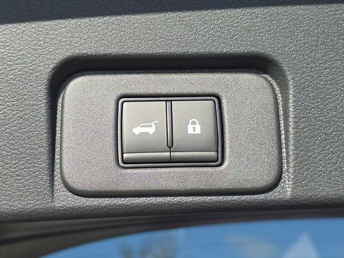 New 2026 Nissan Rogue Platinum image 24