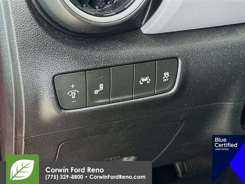 Used 2019 Hyundai Kona SEL AWD/4WD image 14
