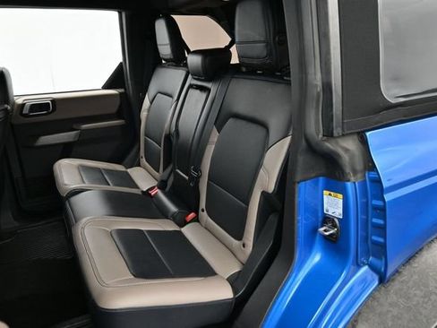 Used 2022 Ford Bronco Wildtrak AWD/4WD image 28