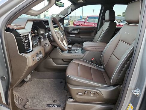 New 2026 GMC Sierra 1500 Denali w/ Technology Package AWD/4WD image 11
