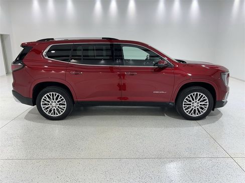 Used 2024 GMC Acadia Denali w/ LPO, Floor Liner Package image 9