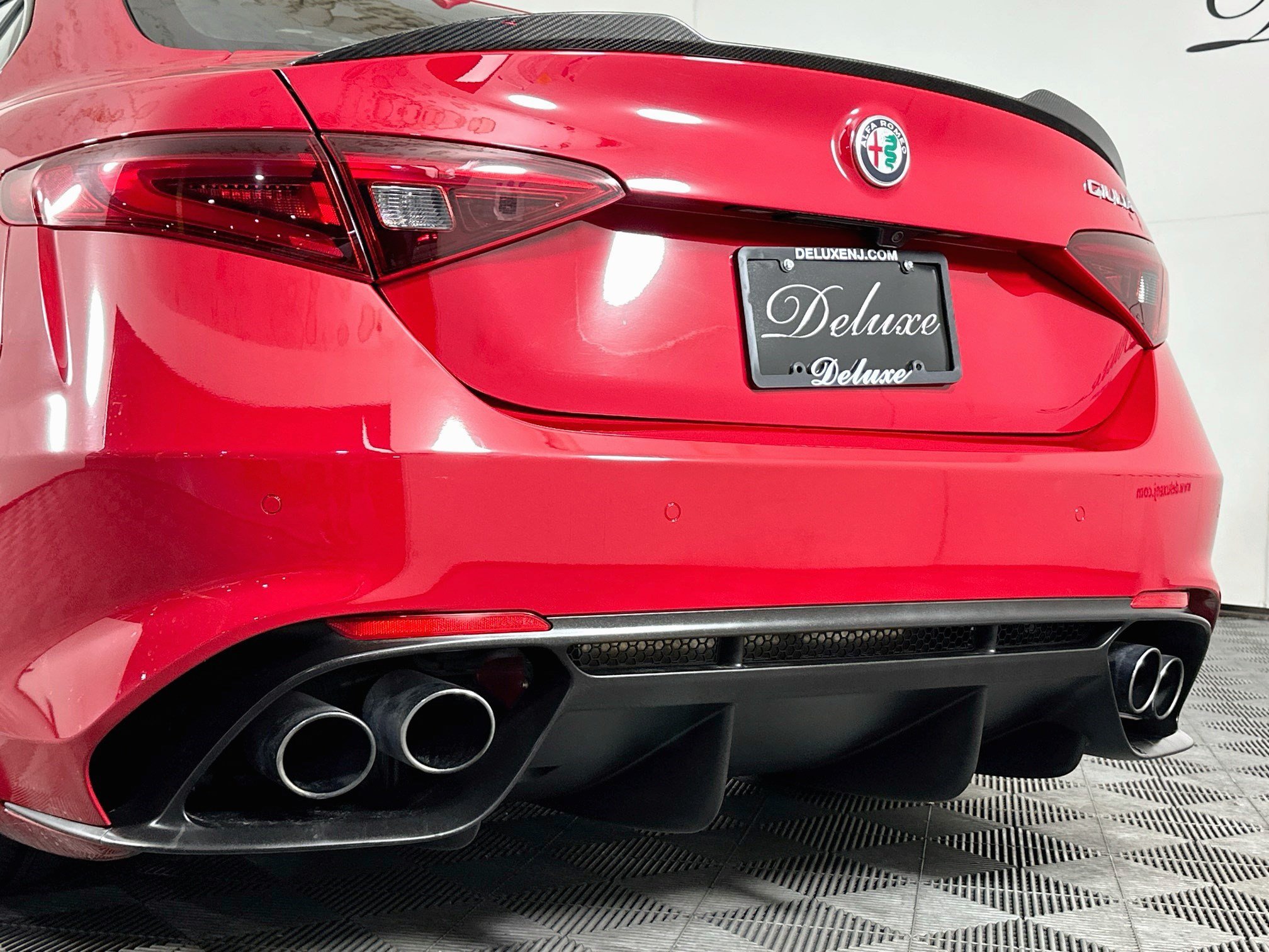 Used 2023 Alfa Romeo Giulia Quadrifoglio w/ Active Assist Plus Package RWD image 27