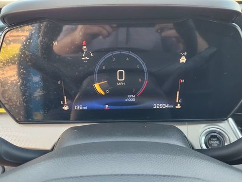 Used 2025 Chevrolet Trax LT w/ Driver Confidence Package FWD image 15