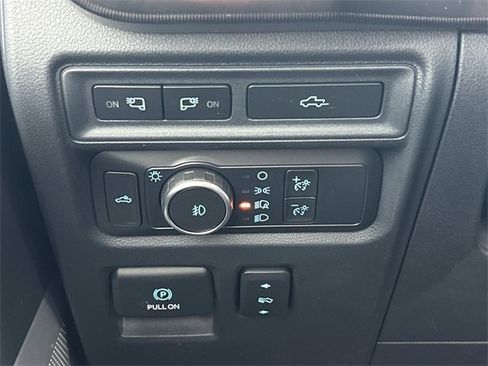 Used 2021 Ford F150 Platinum w/ Equipment Group 701A High image 39