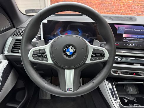 Used 2026 BMW X5 xDrive40i w/ M Sport Package AWD/4WD image 14