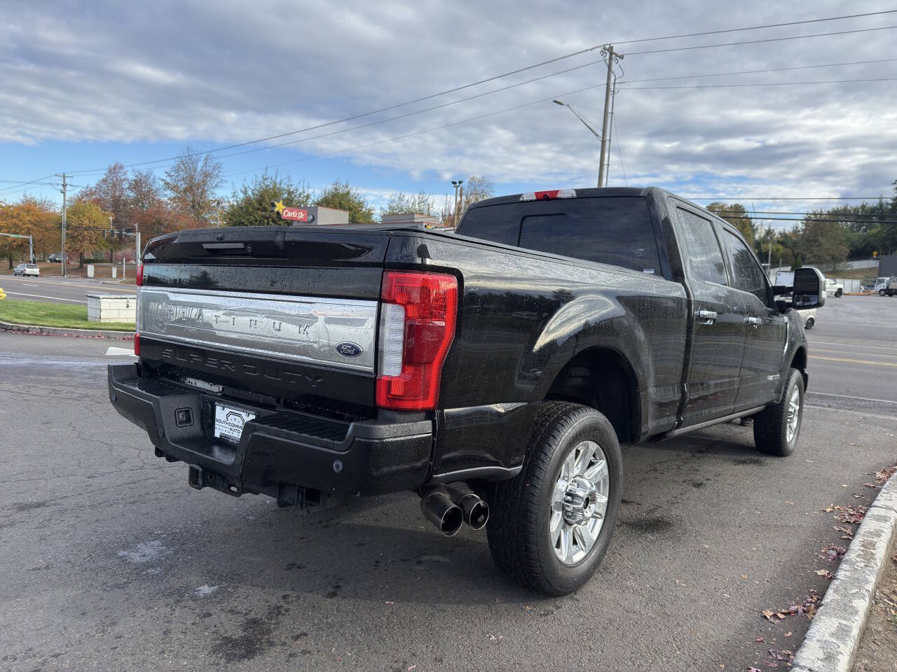 Used 2017 Ford F350 Platinum w/ Platinum Ultimate Package AWD/4WD image 7