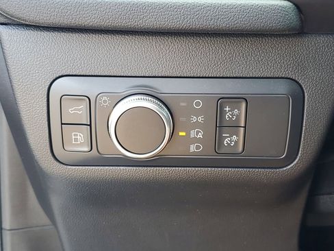 Used 2021 Ford Escape SE w/ Convenience Package FWD image 20