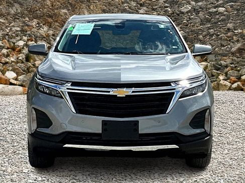 Used 2023 Chevrolet Equinox LT w/ Driver Convenience Package image 3