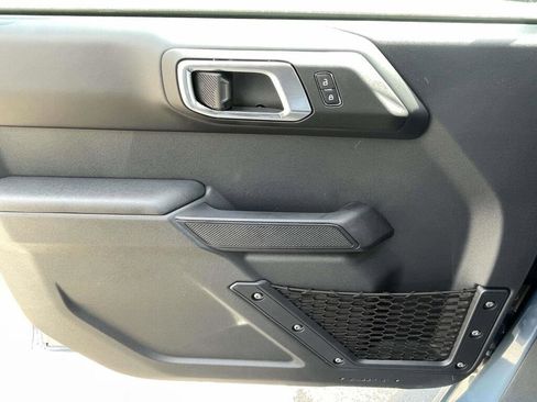 New 2025 Ford Bronco Badlands w/ Sasquatch Package AWD/4WD image 28