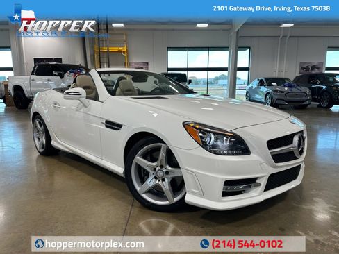 Used 2016 Mercedes-Benz SLK 300 image 1