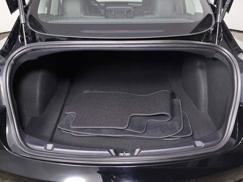 Used 2018 Tesla Model 3 Performance image 18