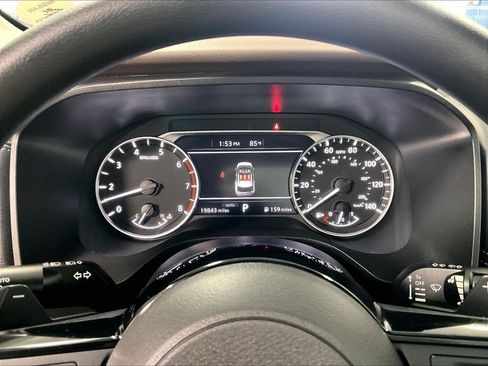 Used 2023 Nissan Rogue SV AWD/4WD image 25