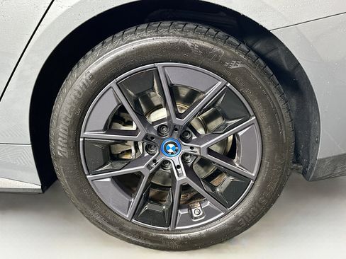 Used 2023 BMW i4 eDrive35 w/ Premium Package image 11