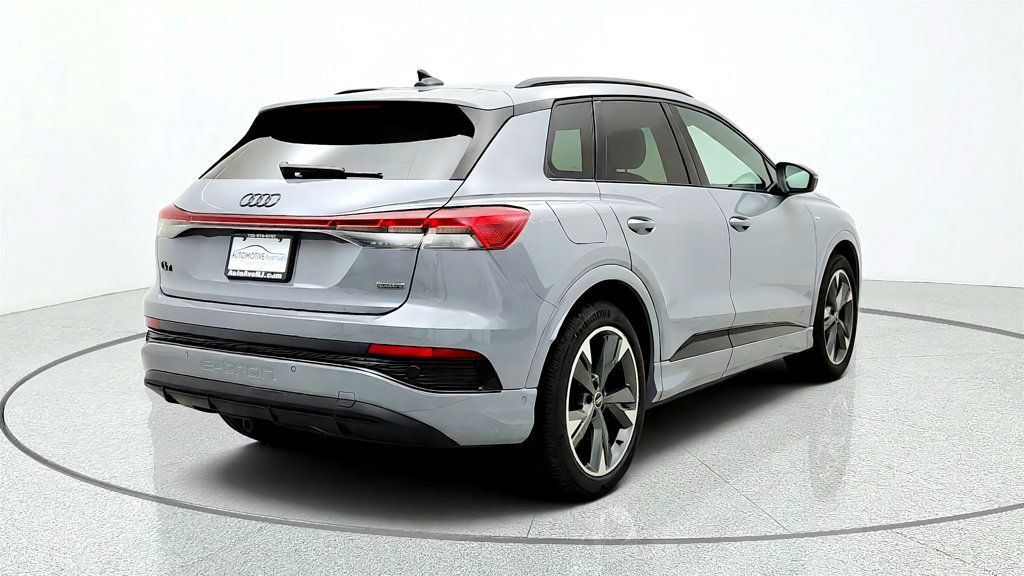 Used 2024 Audi Q4 e-tron Premium Plus w/ Premium Plus AWD/4WD image 5