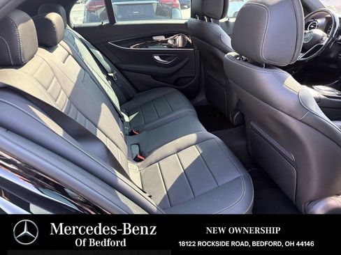 Used 2022 Mercedes-Benz E 450 4MATIC Sedan image 26