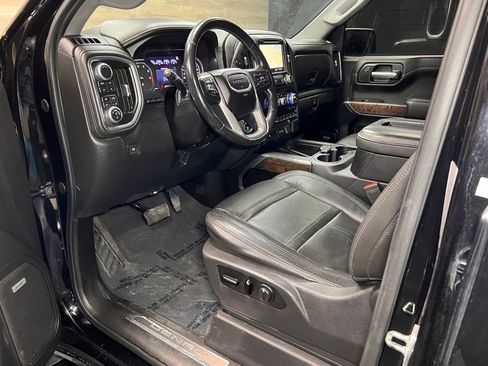 Used 2019 GMC Sierra 1500 Denali w/ Denali Ultimate Package image 4