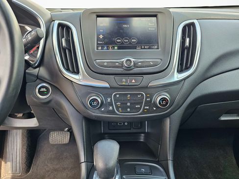 Used 2024 Chevrolet Equinox LT AWD/4WD image 24