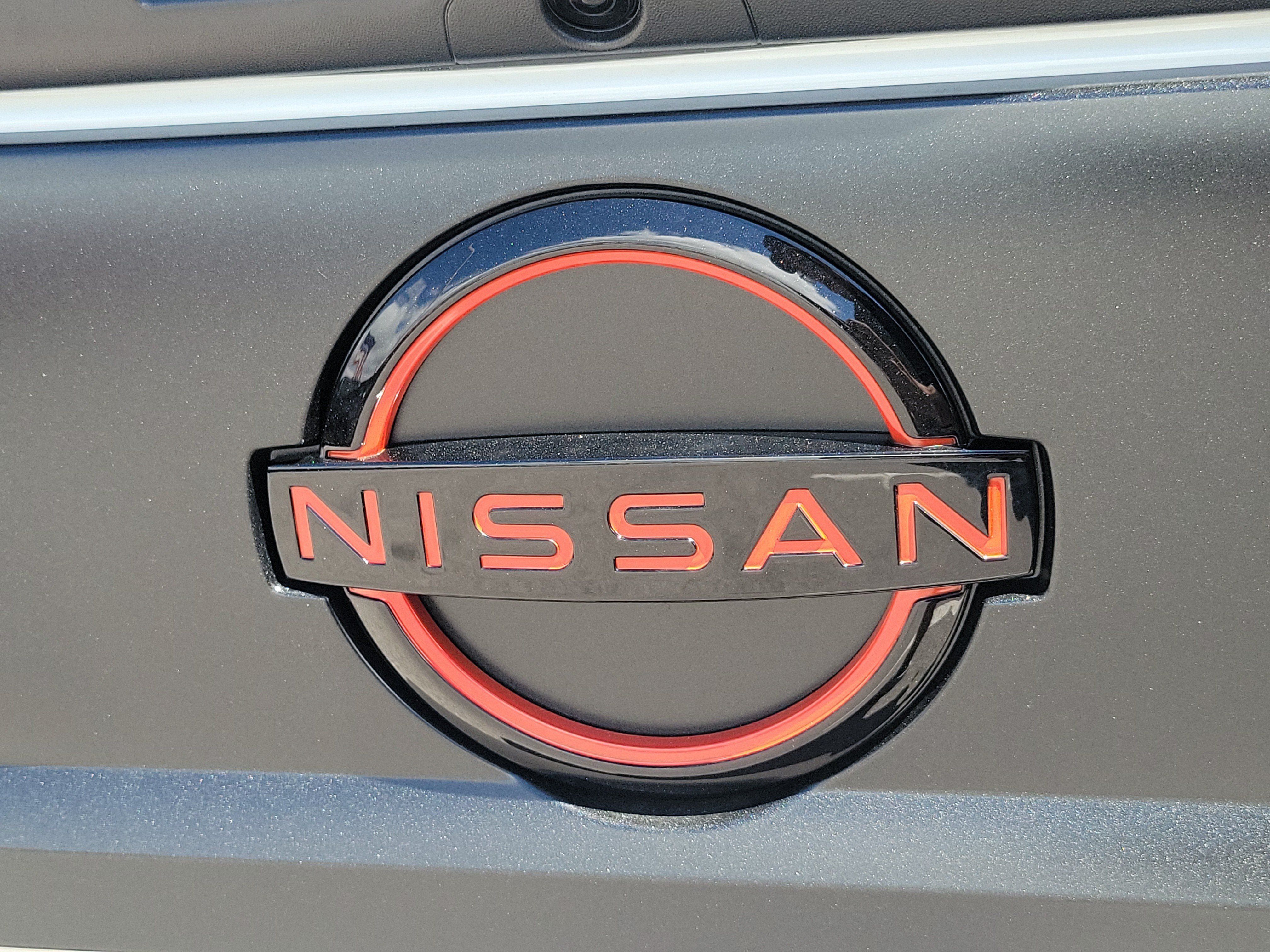 New 2027 Nissan Frontier PRO-4X w/ Pro Convenience Package RWD image 8