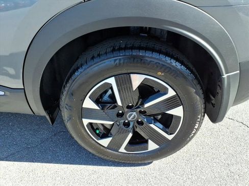 New 2026 Nissan Kicks SV w/ SV Premium Package image 4