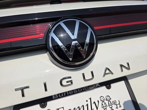 New 2026 Volkswagen Tiguan S FWD image 9