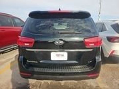 Used 2021 Kia Sedona LX image 5