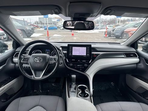 Used 2023 Toyota Camry LE image 10