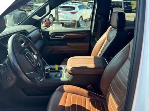 Used 2024 GMC Sierra 1500 Denali Ultimate AWD/4WD image 14
