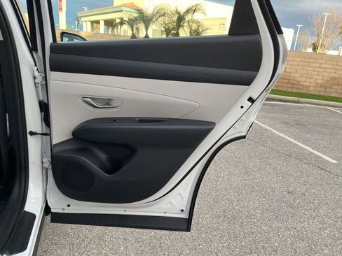 New 2026 Hyundai Tucson Blue SE image 32