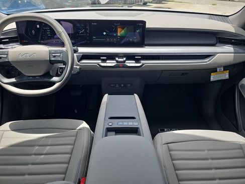 New 2026 Kia EV9 Land AWD/4WD image 13