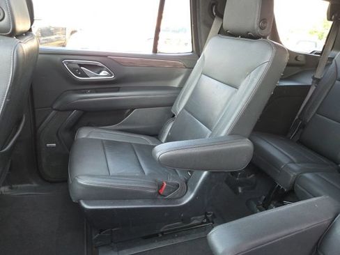 Used 2021 Chevrolet Tahoe LT AWD/4WD image 23