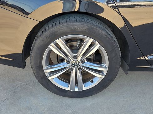 Used 2024 Volkswagen Jetta SE image 7