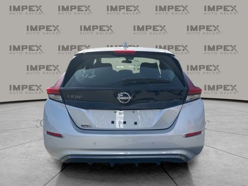 Used 2023 Nissan Leaf S image 4