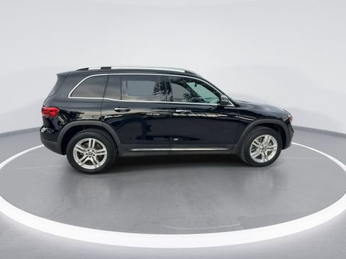 Used 2021 Mercedes-Benz GLB 250 image 9