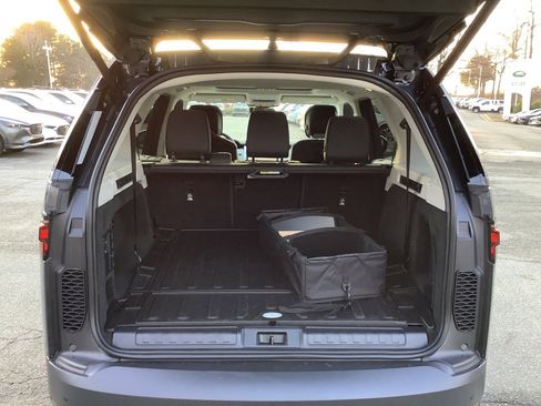 New 2026 Land Rover Discovery S AWD/4WD image 19