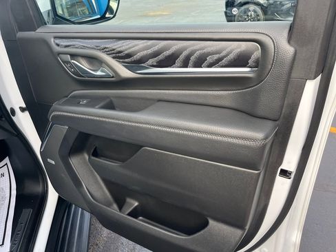 Used 2023 GMC Yukon Denali image 33