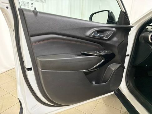 Used 2024 Chevrolet Trax RS w/ Driver Confidence Package FWD image 10
