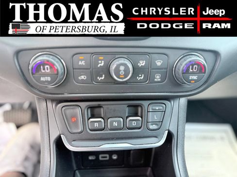 Used 2020 GMC Terrain SLE w/ Driver Convenience Package AWD/4WD image 24