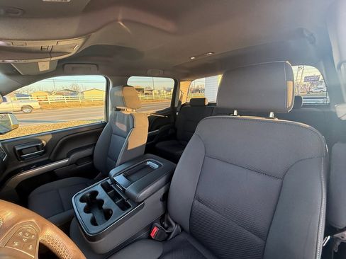 Used 2018 Chevrolet Silverado 1500 LT w/ All Star Edition image 12