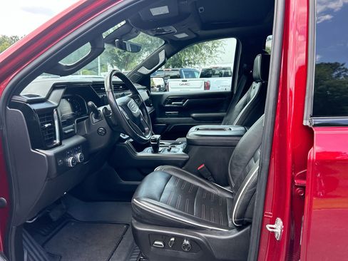 Used 2022 GMC Sierra 1500 AT4X image 16
