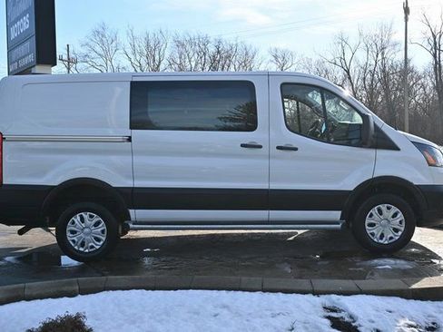 Used 2024 Ford Transit 250 Low Roof w/ Exterior Upgrade Package image 4