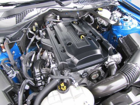 Used 2020 Ford Mustang Convertible w/ Equipment Group 101A image 35