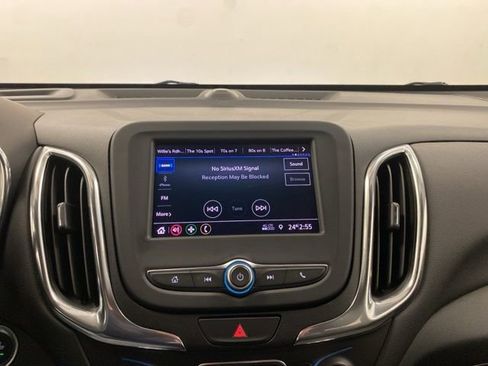Used 2020 Chevrolet Equinox LT image 11