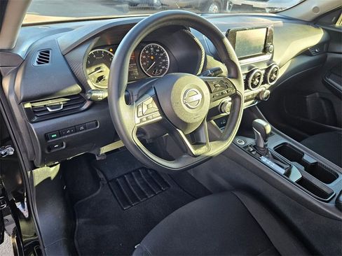 Used 2024 Nissan Sentra S image 13