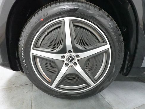 Used 2023 Mercedes-Benz EQS 580 4MATIC SUV image 38