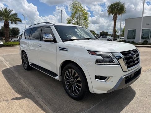 Used 2023 Nissan Armada Platinum w/ Captain's Chairs Package AWD/4WD image 7