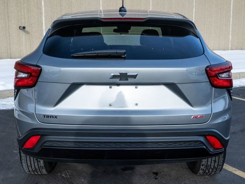 Certified 2025 Chevrolet Trax RS w/ Driver Confidence Package image 6