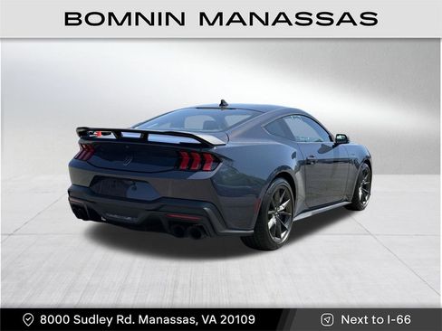 Used 2025 Ford Mustang Dark Horse image 6